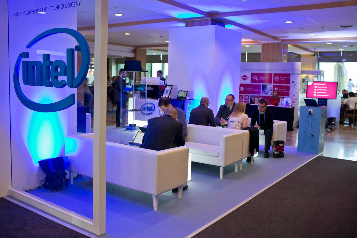 Intel stand with blue lighting